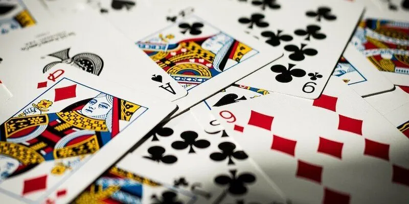 Tổng Hợp Các Tựa Game Bài UW88 Hấp Dẫn Nhất Năm 2025