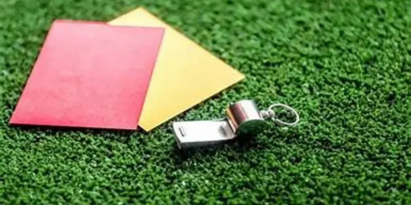 Kinh nghiệm cho người chơi mới khi tham gia kèo thẻ phạt rwin